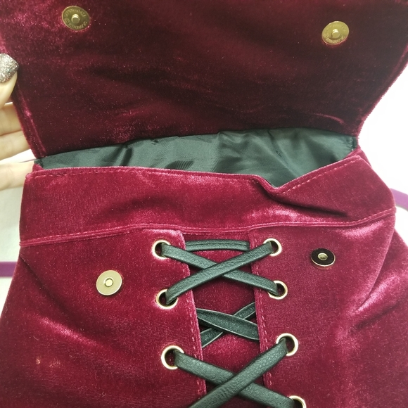 *SOLD* OMG Accessories Burgundy Velvet Lace-up Backpack NWT - Picture 2 of 8
